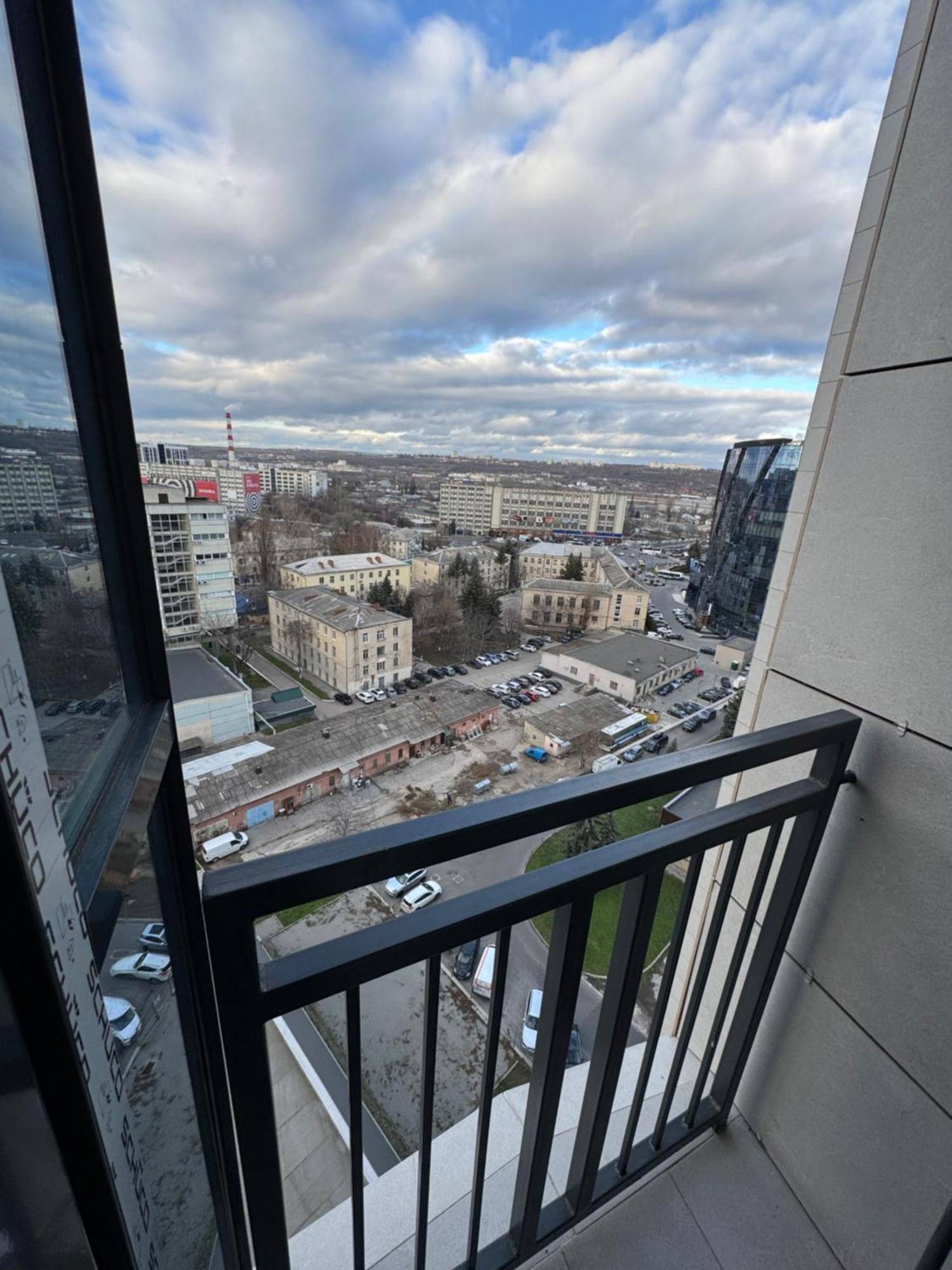 Business Lux Apartment Solomon City Chişinǎu Buitenkant foto